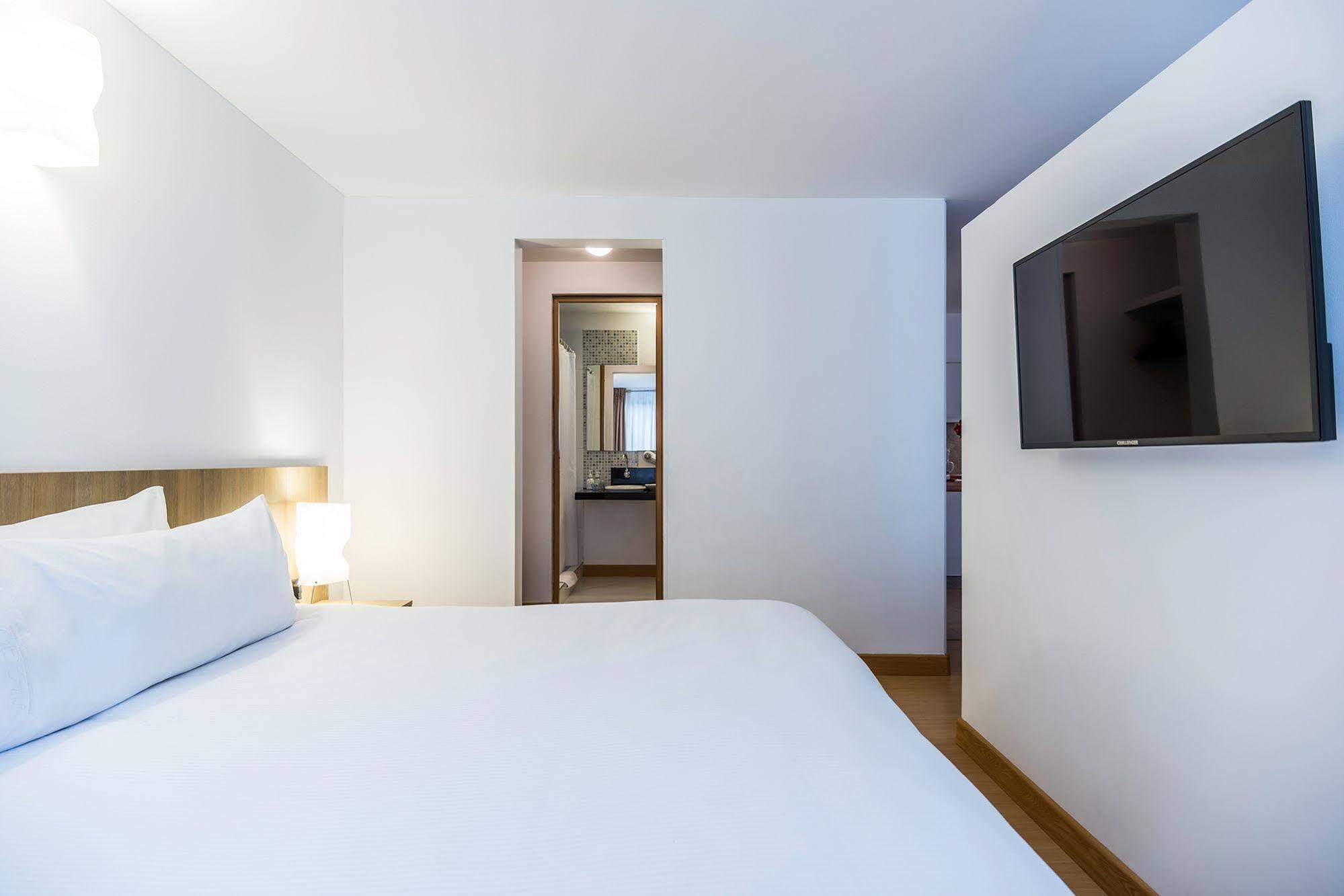 Viaggio Virrey City Apartment ボゴタ エクステリア 写真